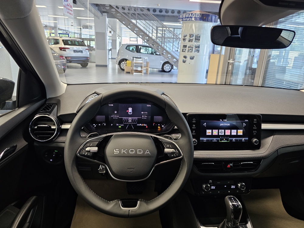 Skoda Fabia  bei Hoffmann Automobile in Wolfsburg kaufen und sofort mitnehmen - Bild 15