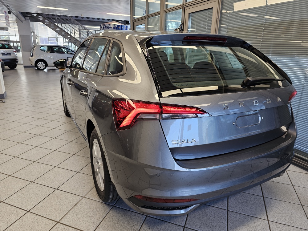 Skoda Scala  bei Hoffmann Automobile in Wolfsburg kaufen und sofort mitnehmen - Bild 3