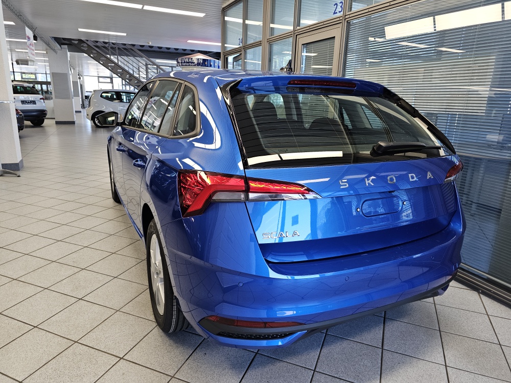 Skoda Scala  bei Hoffmann Automobile in Wolfsburg kaufen und sofort mitnehmen - Bild 3