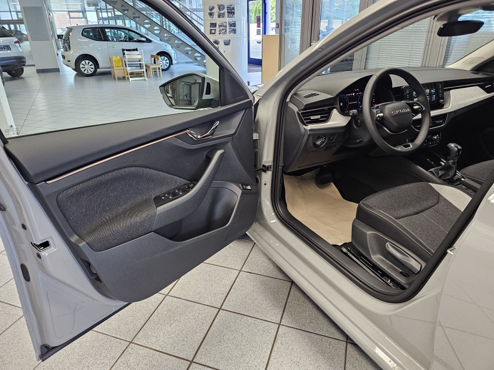 Skoda Scala  bei Hoffmann Automobile in Wolfsburg kaufen und sofort mitnehmen - Bild 23