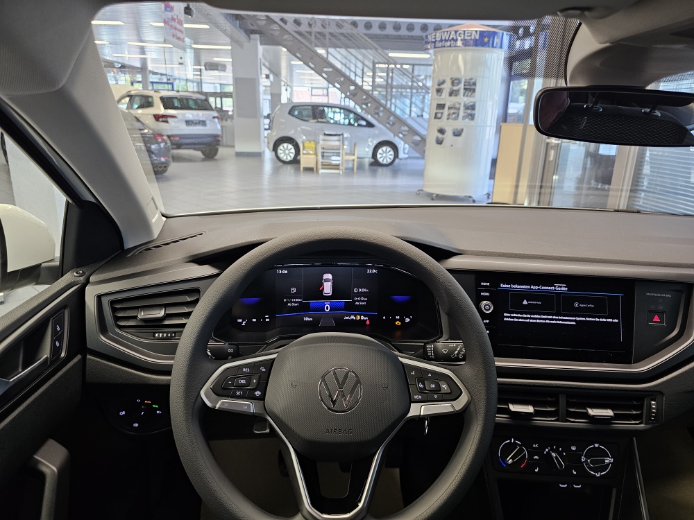 VW Polo  bei Hoffmann Automobile in Wolfsburg kaufen und sofort mitnehmen - Bild 16