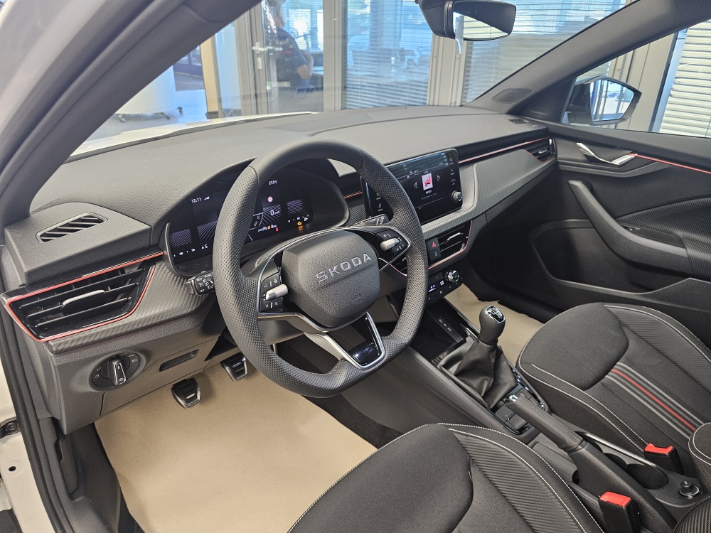 Skoda Scala  bei Hoffmann Automobile in Wolfsburg kaufen und sofort mitnehmen - Bild 18