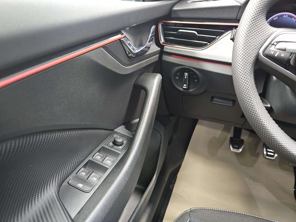 Skoda Scala  bei Hoffmann Automobile in Wolfsburg kaufen und sofort mitnehmen - Bild 17
