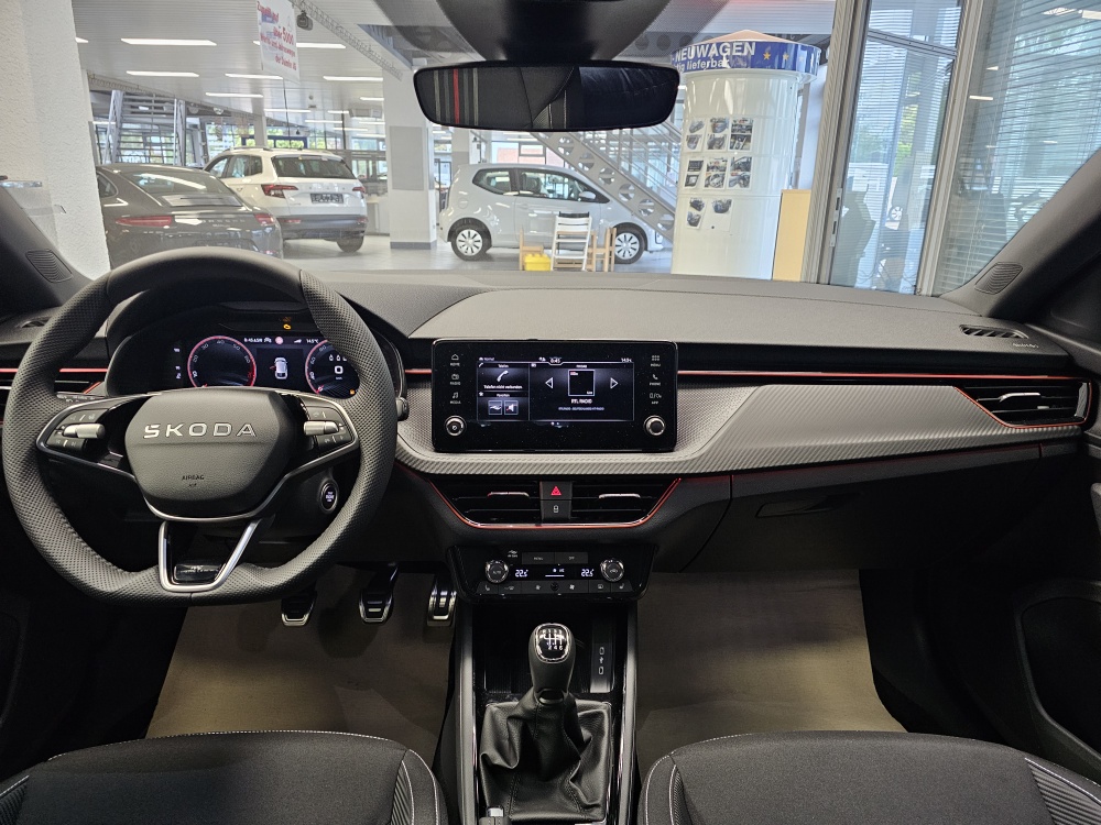 Skoda Scala  bei Hoffmann Automobile in Wolfsburg kaufen und sofort mitnehmen - Bild 6