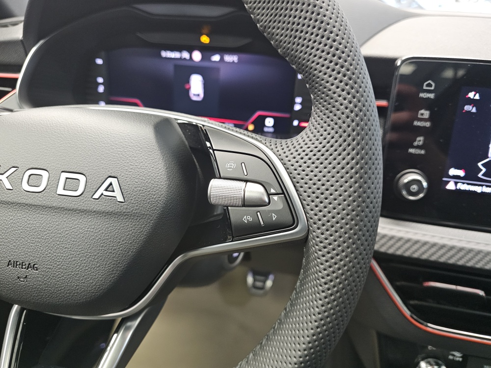 Skoda Scala  bei Hoffmann Automobile in Wolfsburg kaufen und sofort mitnehmen - Bild 17