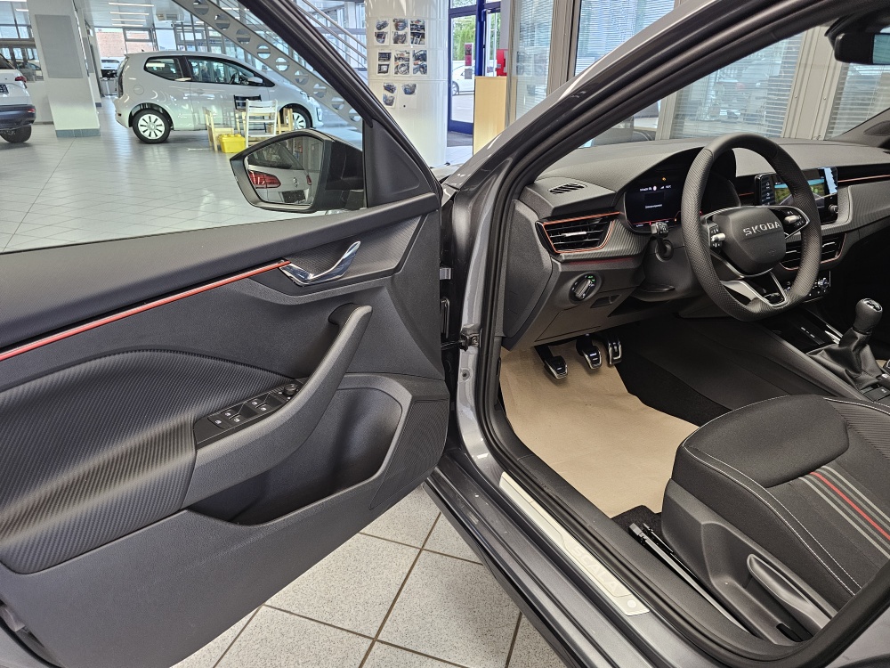 Skoda Scala  bei Hoffmann Automobile in Wolfsburg kaufen und sofort mitnehmen - Bild 22