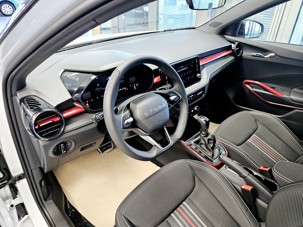 Skoda Fabia  bei Hoffmann Automobile in Wolfsburg kaufen und sofort mitnehmen - Bild 17