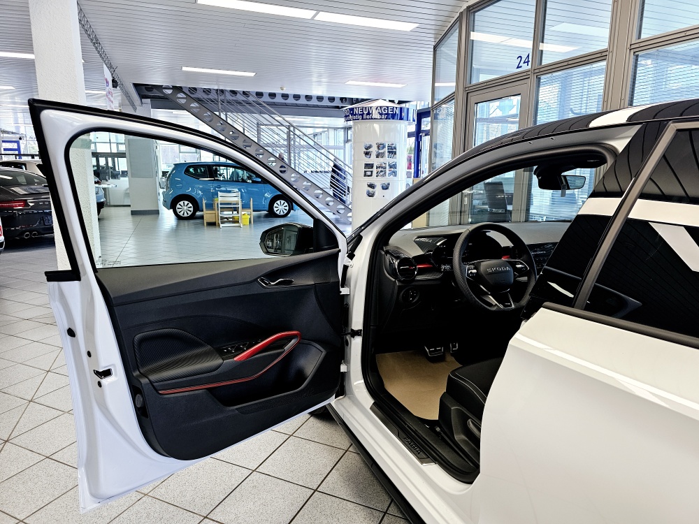 Skoda Fabia  bei Hoffmann Automobile in Wolfsburg kaufen und sofort mitnehmen - Bild 20