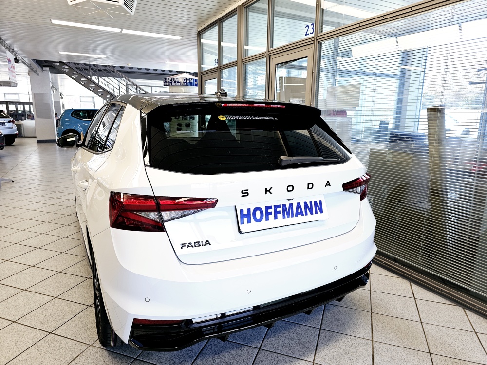 Skoda Fabia  bei Hoffmann Automobile in Wolfsburg kaufen und sofort mitnehmen - Bild 3