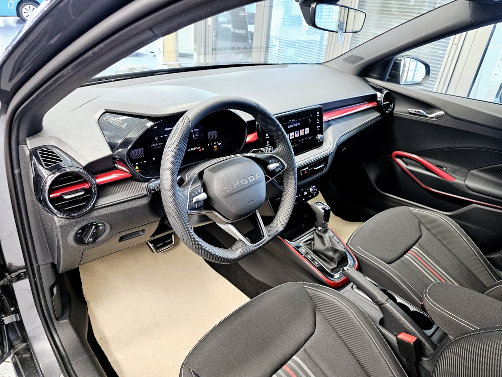 Skoda Fabia  bei Hoffmann Automobile in Wolfsburg kaufen und sofort mitnehmen - Bild 17