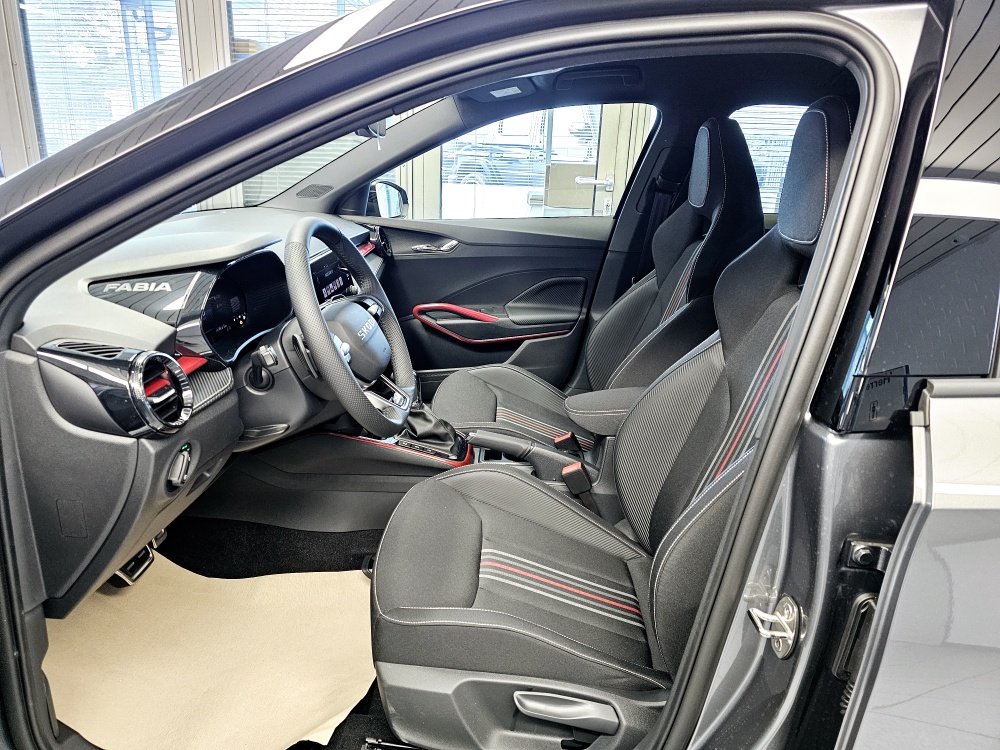 Skoda Fabia  bei Hoffmann Automobile in Wolfsburg kaufen und sofort mitnehmen - Bild 18