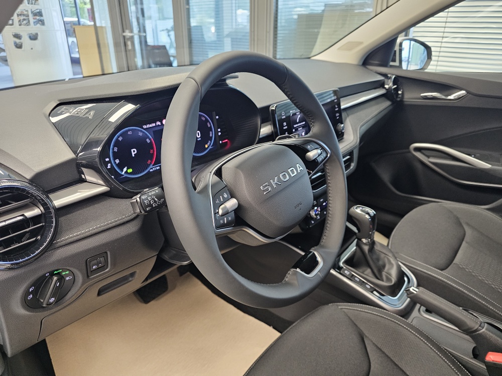Skoda Fabia  bei Hoffmann Automobile in Wolfsburg kaufen und sofort mitnehmen - Bild 20