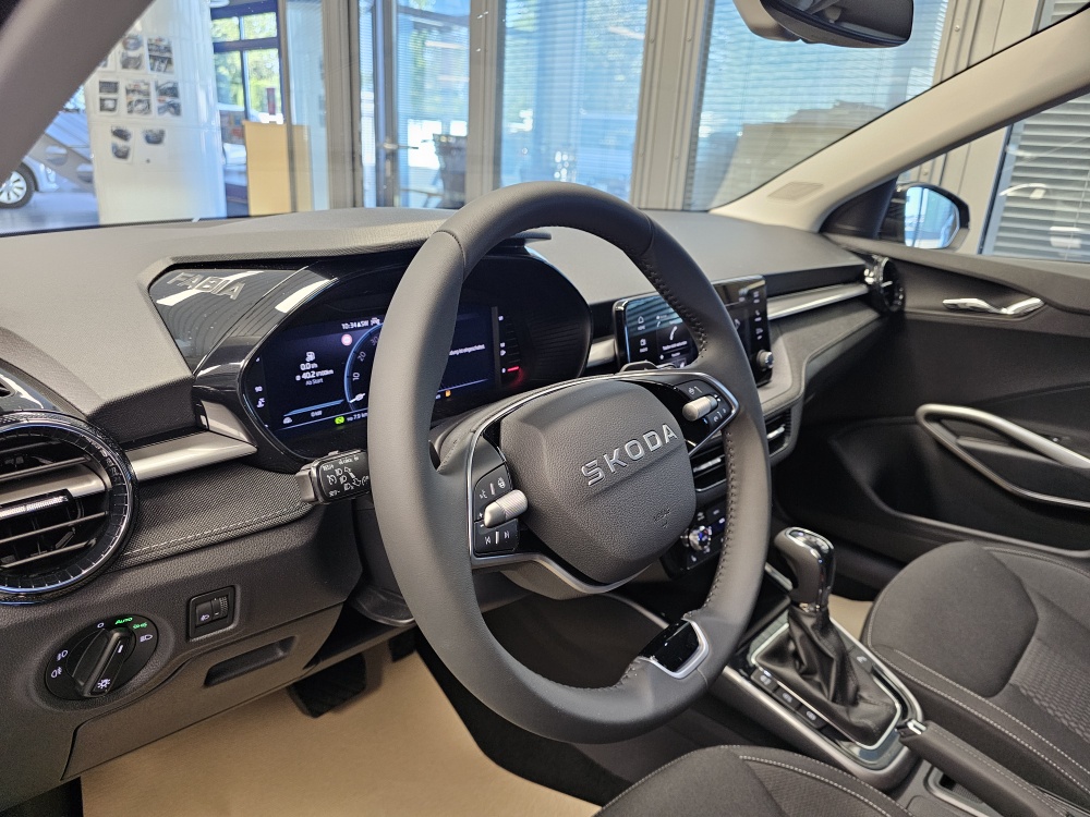 Skoda Fabia  bei Hoffmann Automobile in Wolfsburg kaufen und sofort mitnehmen - Bild 18