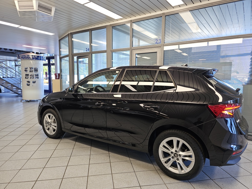 Skoda Fabia  bei Hoffmann Automobile in Wolfsburg kaufen und sofort mitnehmen - Bild 21