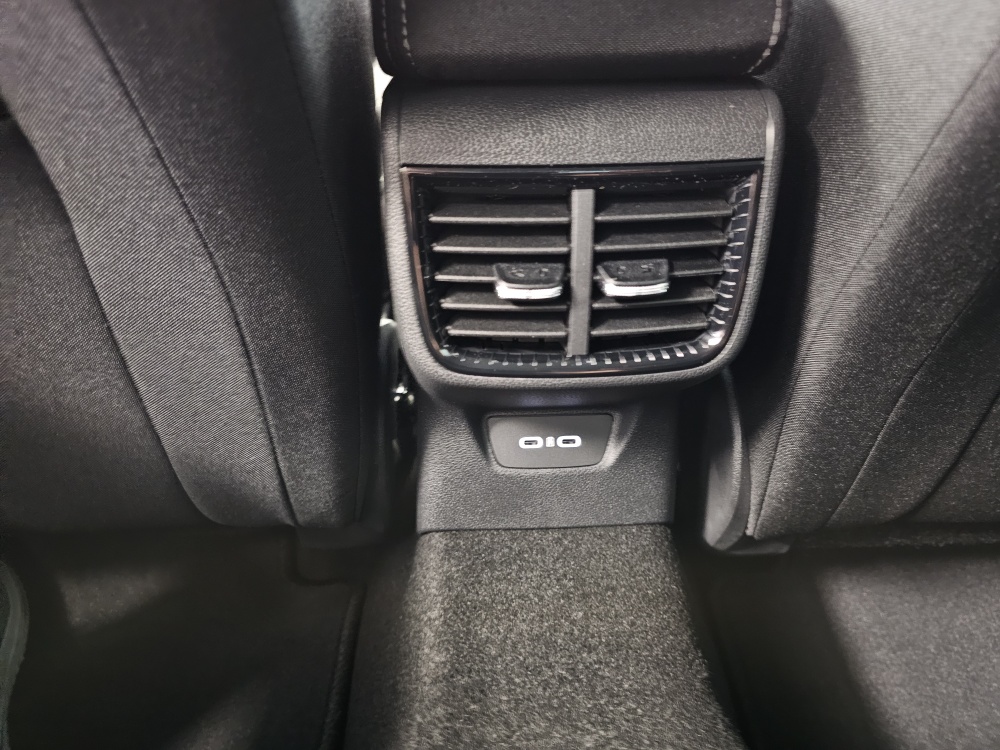 Skoda Fabia  bei Hoffmann Automobile in Wolfsburg kaufen und sofort mitnehmen - Bild 4
