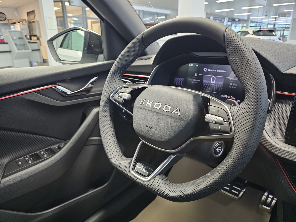 Skoda Scala  bei Hoffmann Automobile in Wolfsburg kaufen und sofort mitnehmen - Bild 15