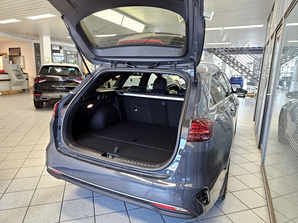 Kia Ceed  bei Hoffmann Automobile in Wolfsburg kaufen und sofort mitnehmen - Bild 2