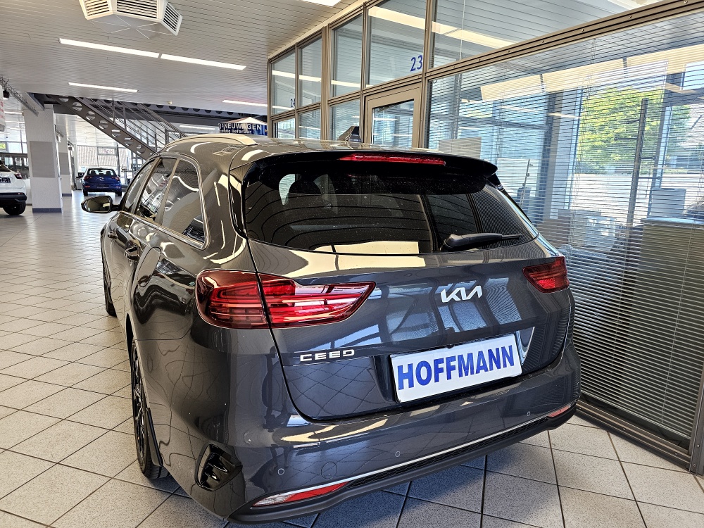 Kia Ceed  bei Hoffmann Automobile in Wolfsburg kaufen und sofort mitnehmen - Bild 3