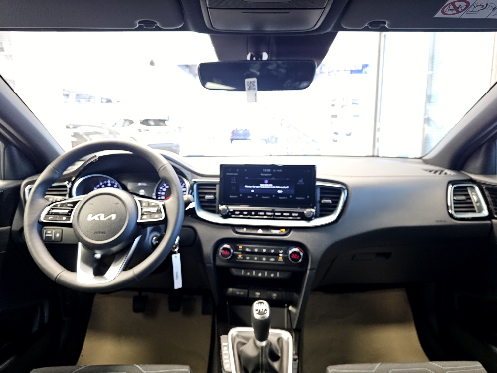 Kia Ceed  bei Hoffmann Automobile in Wolfsburg kaufen und sofort mitnehmen - Bild 5