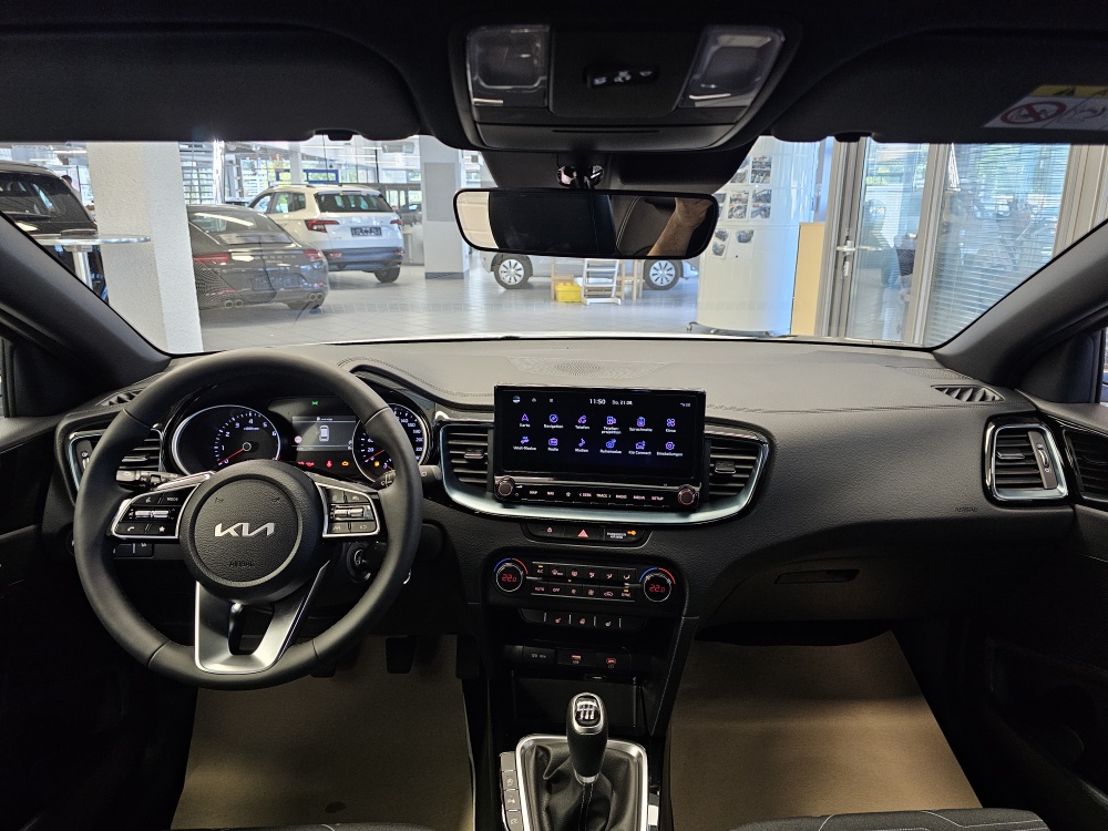 Kia Ceed  bei Hoffmann Automobile in Wolfsburg kaufen und sofort mitnehmen - Bild 7