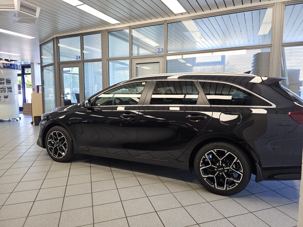 Kia Ceed  bei Hoffmann Automobile in Wolfsburg kaufen und sofort mitnehmen - Bild 20