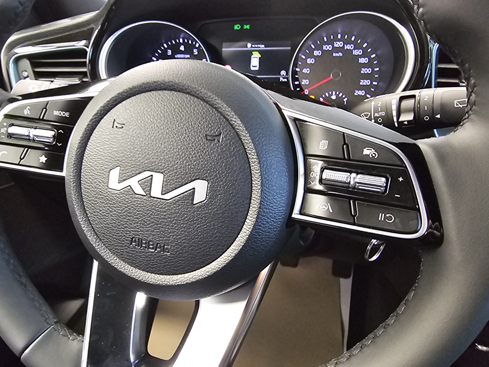 Kia Ceed  bei Hoffmann Automobile in Wolfsburg kaufen und sofort mitnehmen - Bild 13