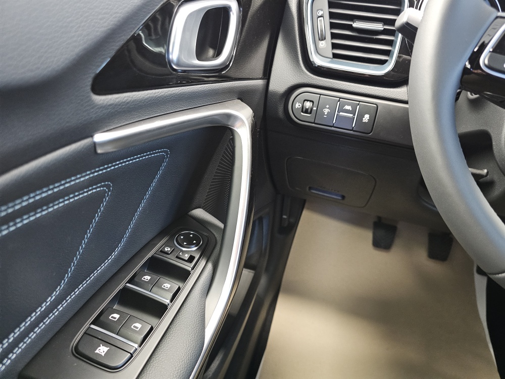 Kia Ceed  bei Hoffmann Automobile in Wolfsburg kaufen und sofort mitnehmen - Bild 15