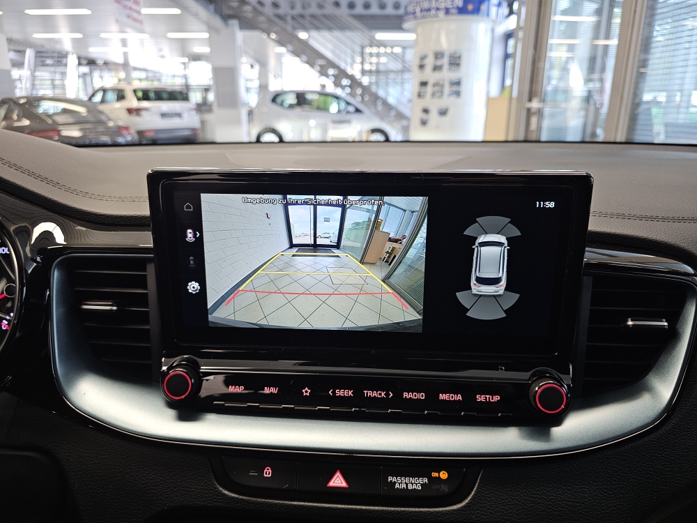 Kia Ceed  bei Hoffmann Automobile in Wolfsburg kaufen und sofort mitnehmen - Bild 15