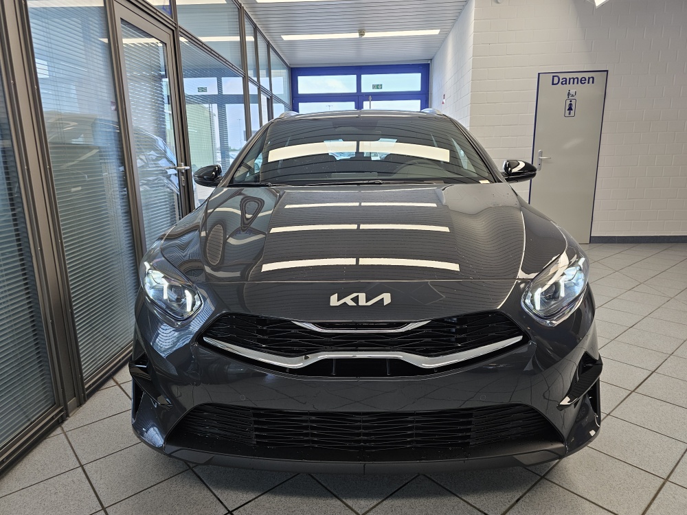 Kia Ceed  bei Hoffmann Automobile in Wolfsburg kaufen und sofort mitnehmen - Bild 26