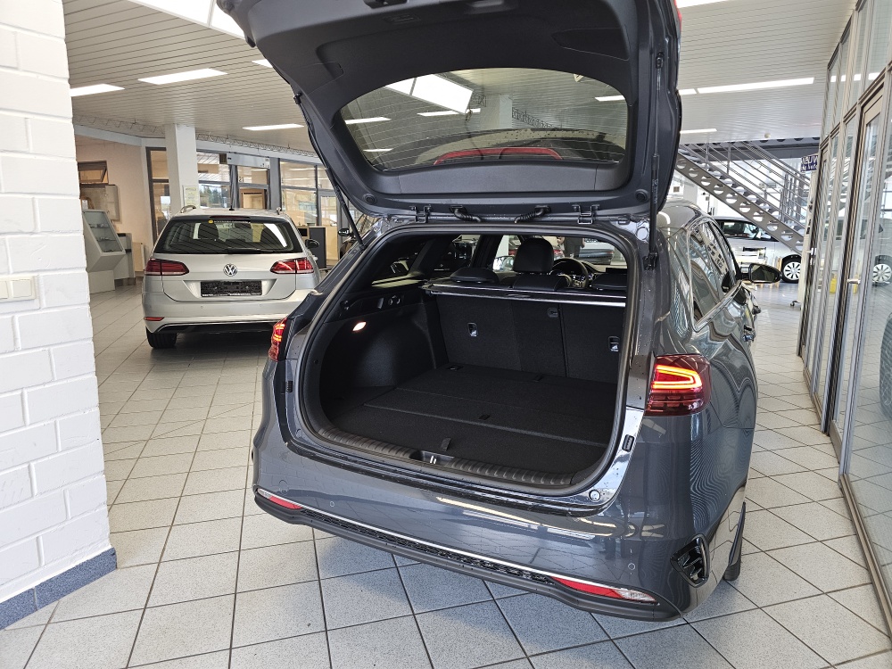 Kia Ceed  bei Hoffmann Automobile in Wolfsburg kaufen und sofort mitnehmen - Bild 2