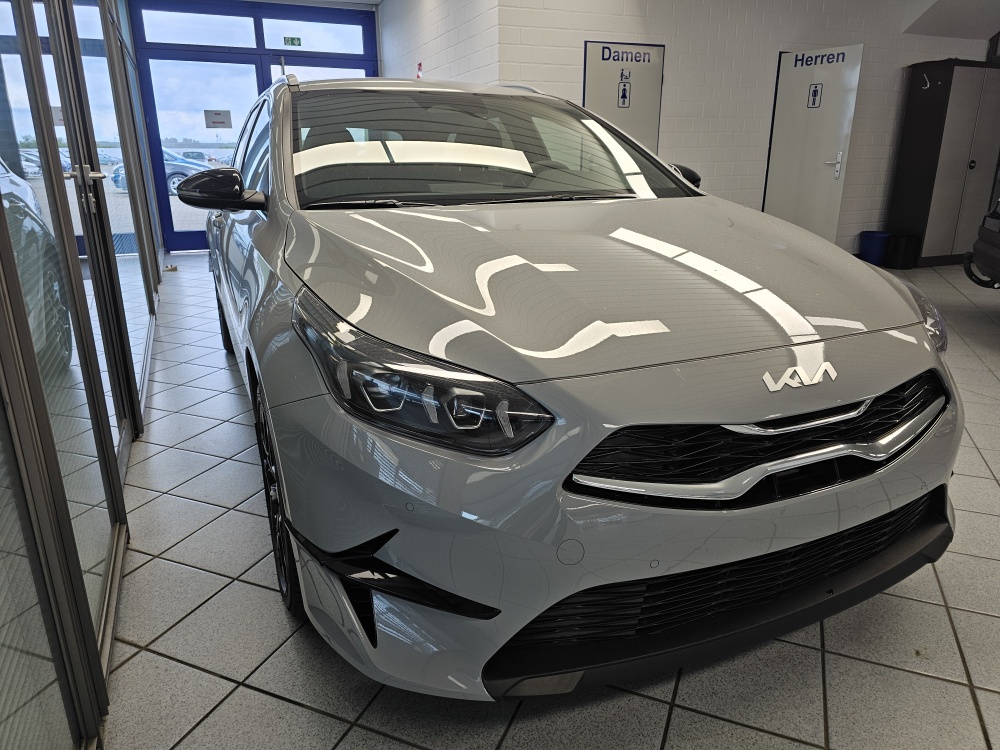 Kia Ceed  bei Hoffmann Automobile in Wolfsburg kaufen und sofort mitnehmen - Bild 24