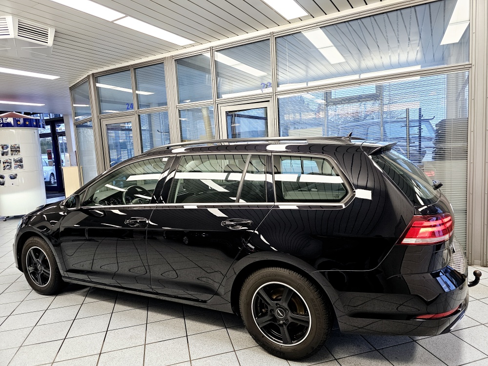 VW Golf Variant  bei Hoffmann Automobile in Wolfsburg kaufen und sofort mitnehmen - Bild 20
