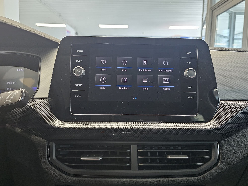 VW T-Cross  bei Hoffmann Automobile in Wolfsburg kaufen und sofort mitnehmen - Bild 11