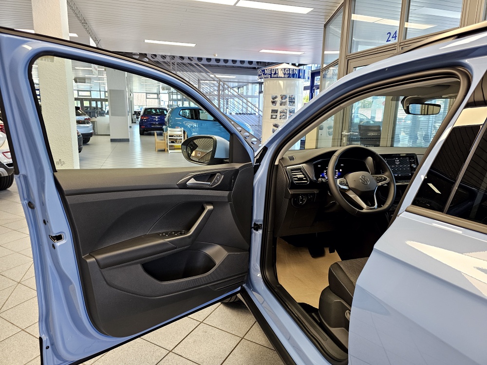 VW T-Cross  bei Hoffmann Automobile in Wolfsburg kaufen und sofort mitnehmen - Bild 20
