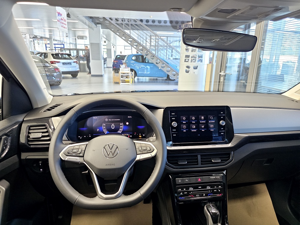 VW T-Cross  bei Hoffmann Automobile in Wolfsburg kaufen und sofort mitnehmen - Bild 16