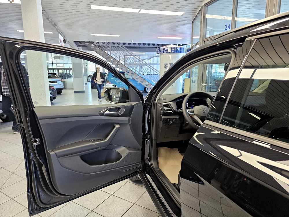 VW T-Cross  bei Hoffmann Automobile in Wolfsburg kaufen und sofort mitnehmen - Bild 20