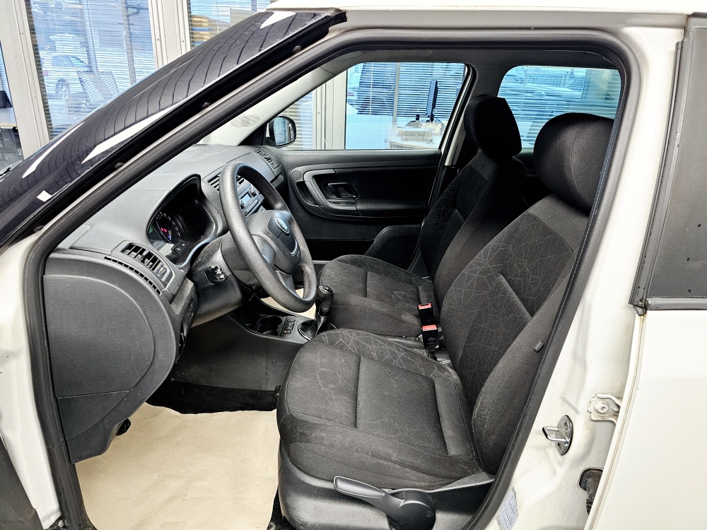 Skoda Fabia Combi  bei Hoffmann Automobile in Wolfsburg kaufen und sofort mitnehmen - Bild 10