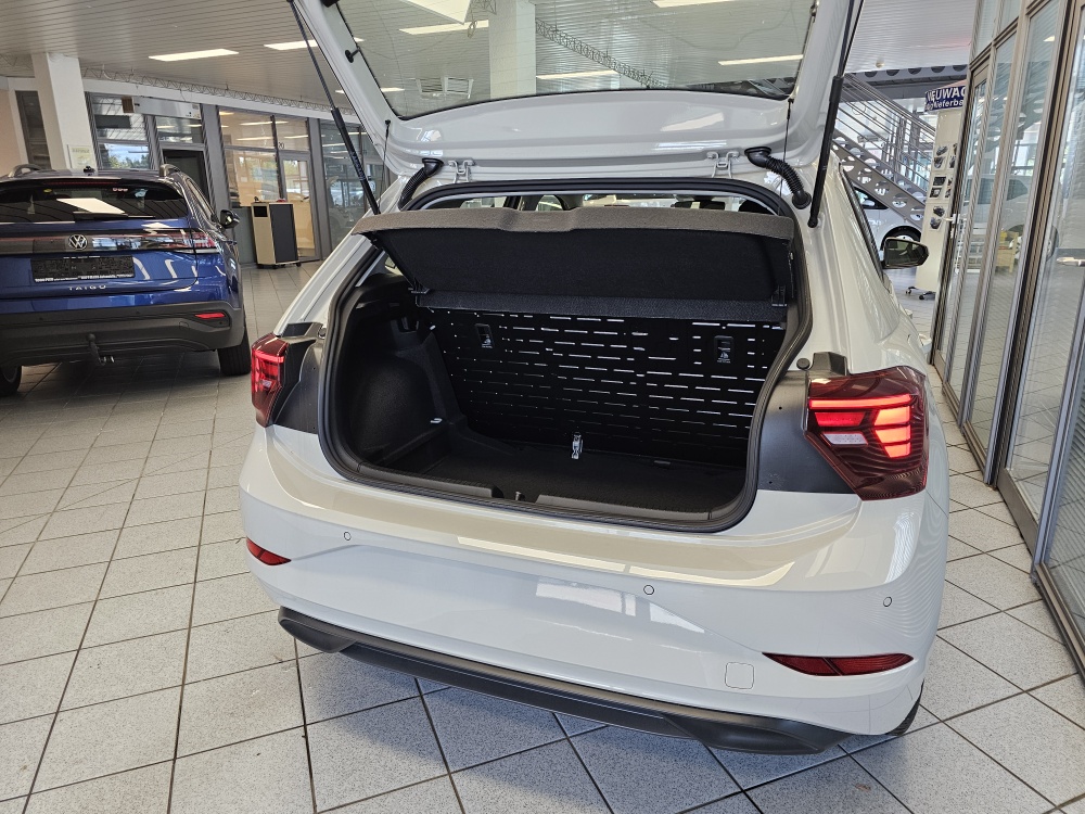 VW Polo  bei Hoffmann Automobile in Wolfsburg kaufen und sofort mitnehmen - Bild 2