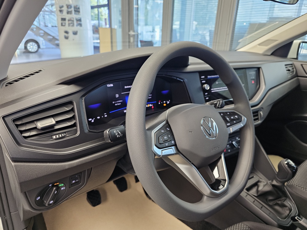 VW Polo  bei Hoffmann Automobile in Wolfsburg kaufen und sofort mitnehmen - Bild 17