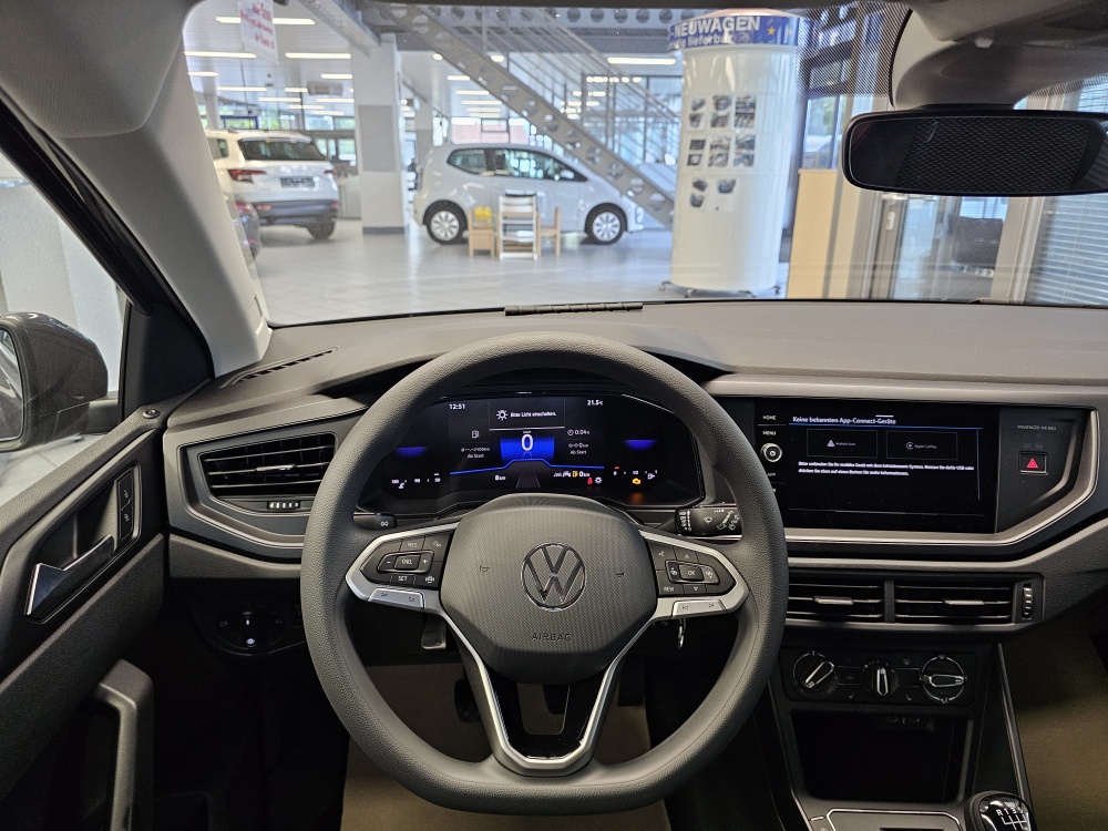 VW Polo  bei Hoffmann Automobile in Wolfsburg kaufen und sofort mitnehmen - Bild 16