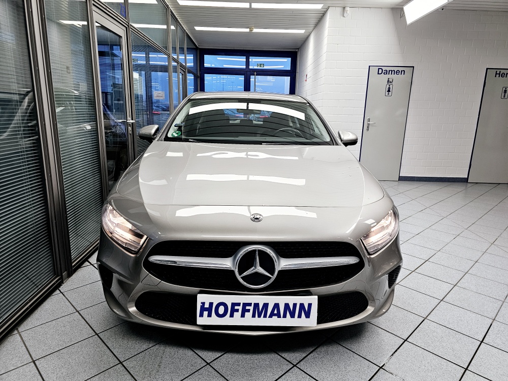 Mercedes-Benz A 180  bei Hoffmann Automobile in Wolfsburg kaufen und sofort mitnehmen - Bild 25