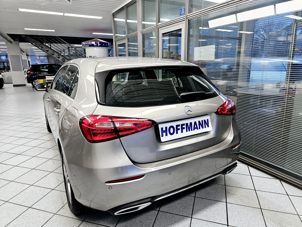 Mercedes-Benz A 180  bei Hoffmann Automobile in Wolfsburg kaufen und sofort mitnehmen - Bild 5