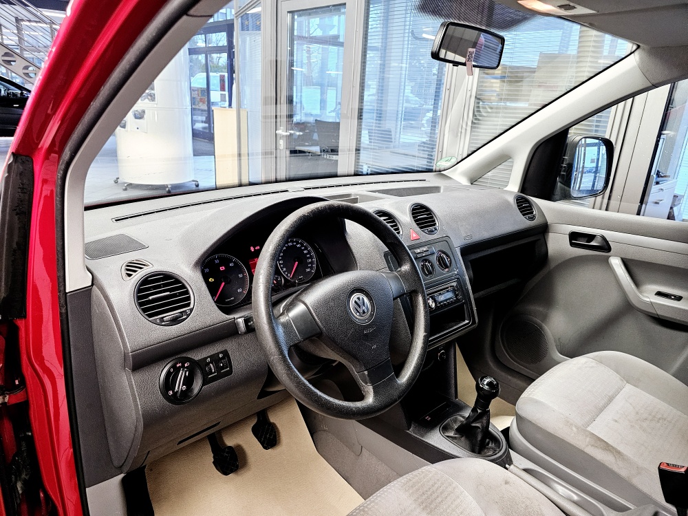 VW Caddy  bei Hoffmann Automobile in Wolfsburg kaufen und sofort mitnehmen - Bild 10