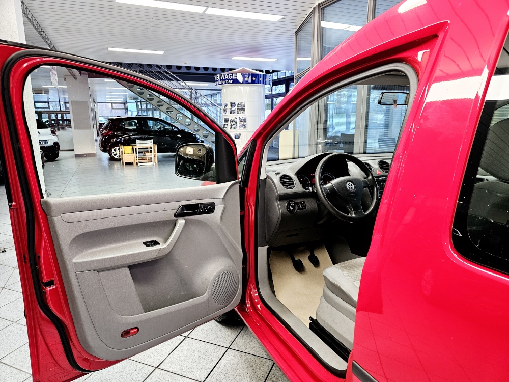 VW Caddy  bei Hoffmann Automobile in Wolfsburg kaufen und sofort mitnehmen - Bild 12