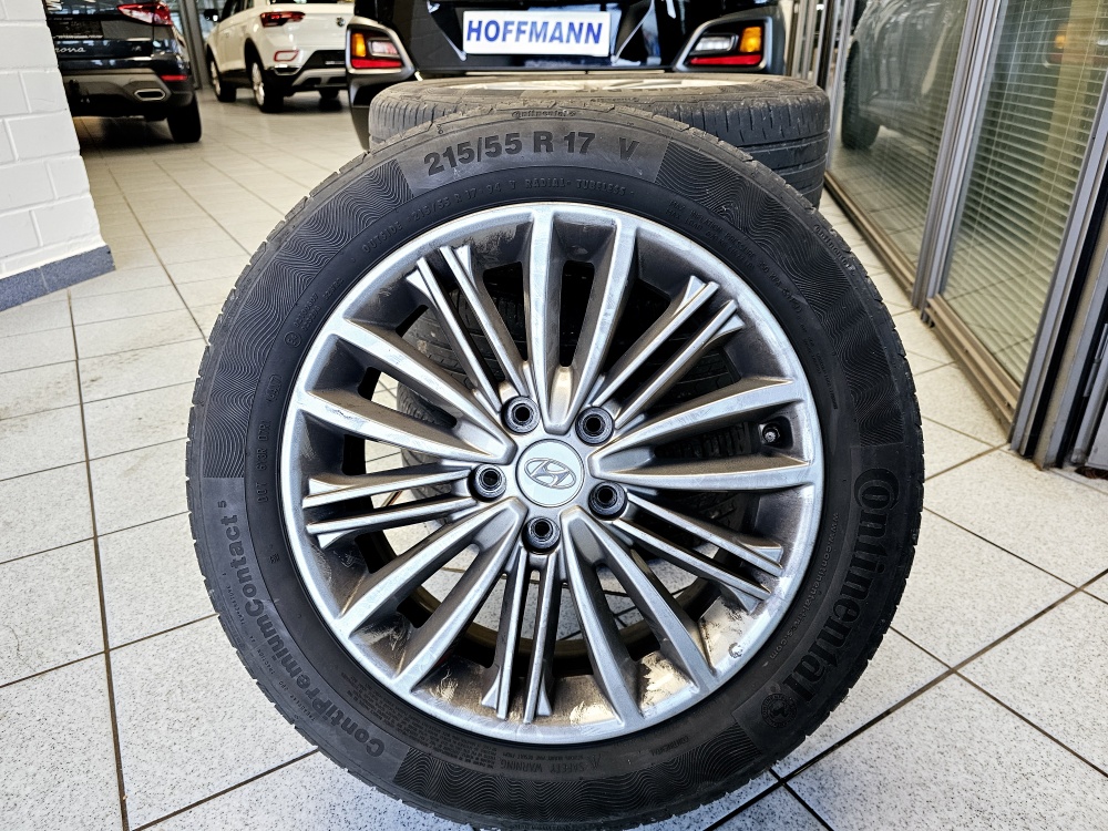 Hyundai Kona  bei Hoffmann Automobile in Wolfsburg kaufen und sofort mitnehmen - Bild 3