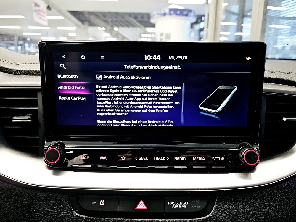 Kia Ceed  bei Hoffmann Automobile in Wolfsburg kaufen und sofort mitnehmen - Bild 9