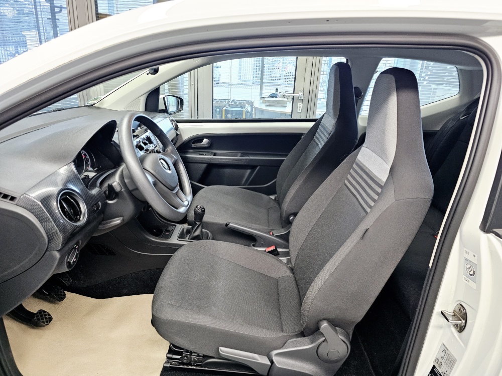 VW up!  bei Hoffmann Automobile in Wolfsburg kaufen und sofort mitnehmen - Bild 11