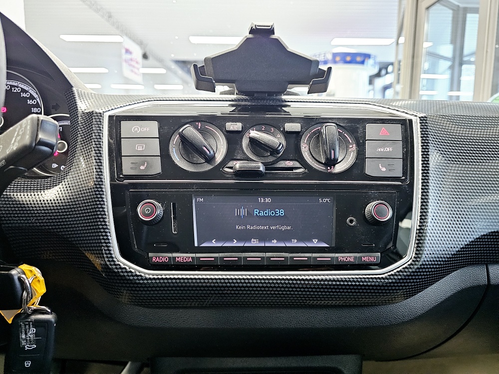 VW up!  bei Hoffmann Automobile in Wolfsburg kaufen und sofort mitnehmen - Bild 7