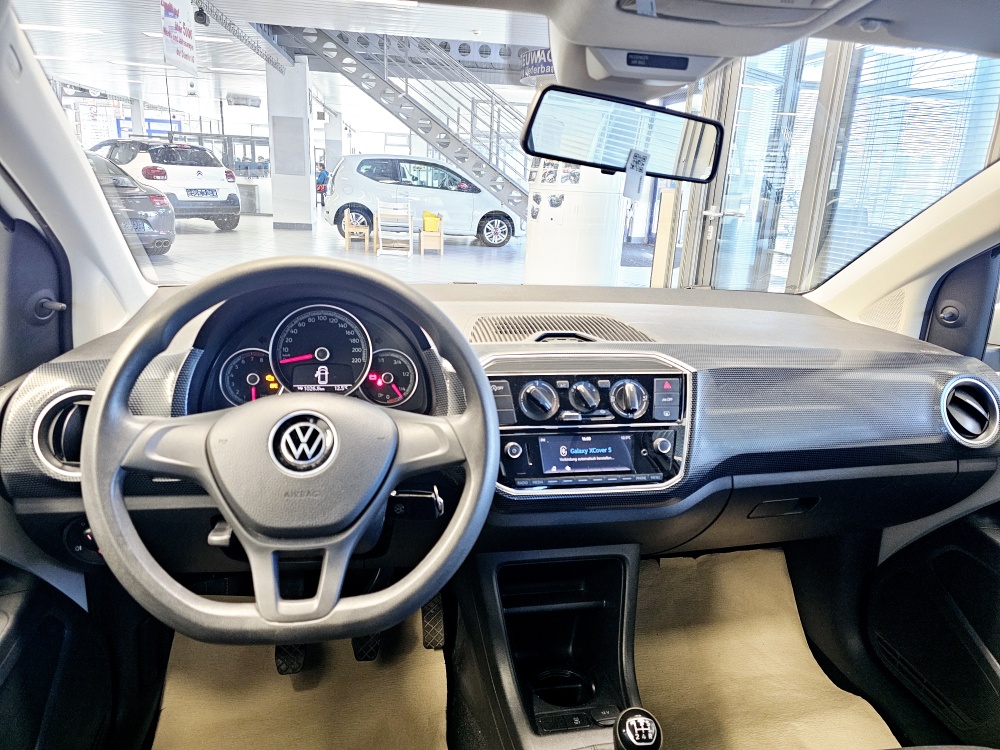 VW up!  bei Hoffmann Automobile in Wolfsburg kaufen und sofort mitnehmen - Bild 8