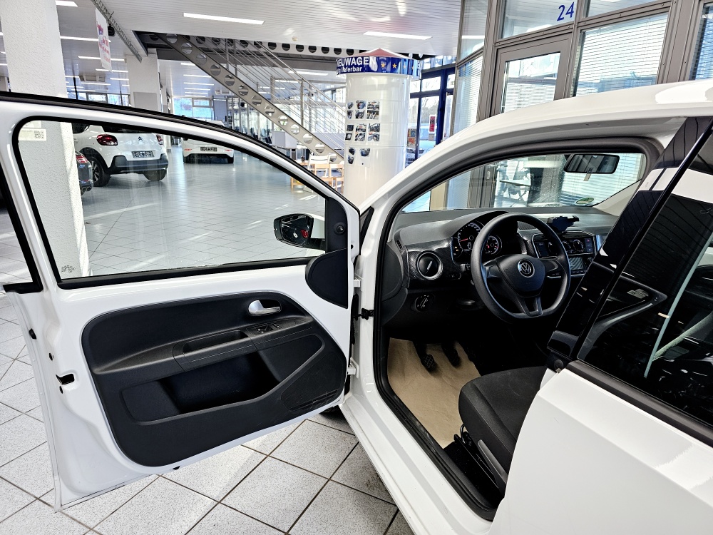 VW up!  bei Hoffmann Automobile in Wolfsburg kaufen und sofort mitnehmen - Bild 12